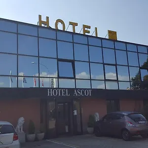 Hotel Ascot, Binasco